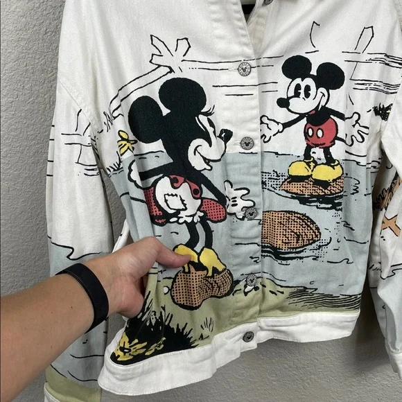 Disney Parks Rare Her Universe Mickey and Minnie Denim Jacket Sz XS - Picture 3 of 14